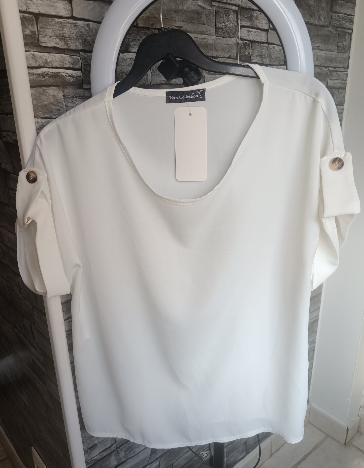 Top manche boutonnées